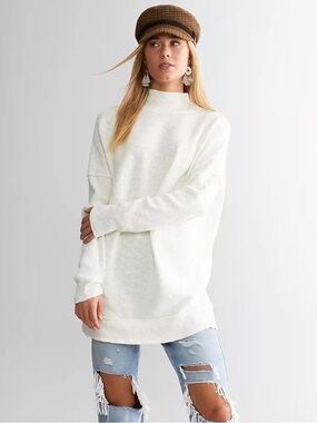 Free People NWT❗️Casey Ottoman Tunic Top White Waffle Knit Long-Sleeve Top